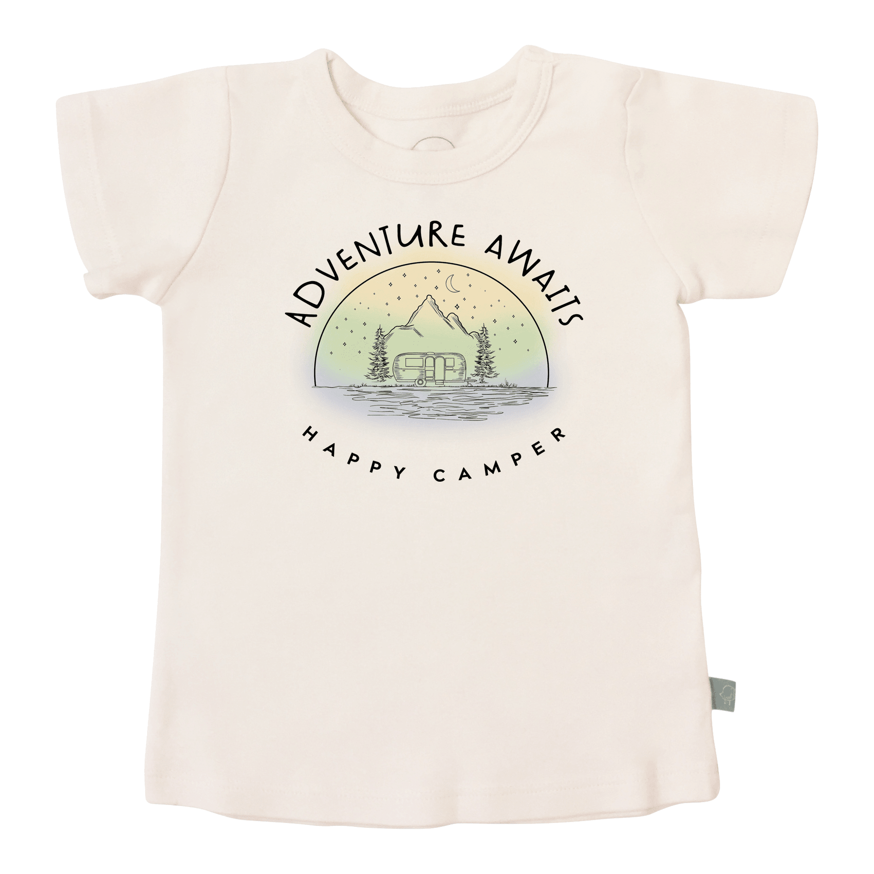 graphic tee | adventure awaits